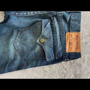Used Men’s True Religion Jeans
